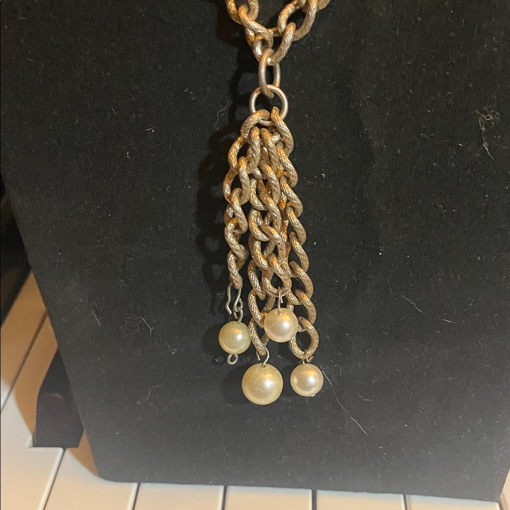 Set of 3 vintage gold tone necklaces - Picture 8 of 13